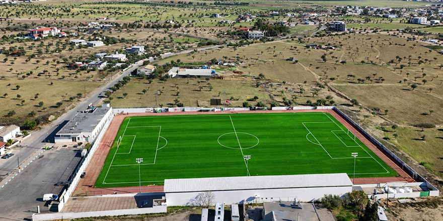 Sadık Cemil Stadı'na çalışmalar tamamlandı 