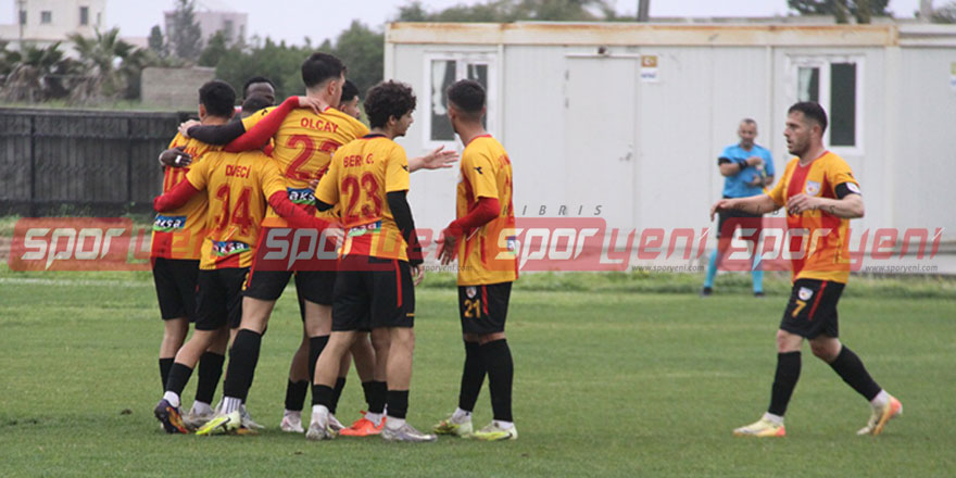 Dumlupınar ikinci devrede coştu: 2-6