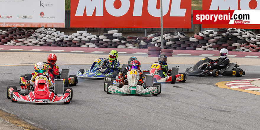 Kartingciler piste çıkıyor