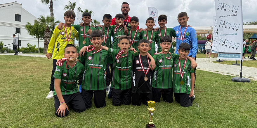 Küçük Kaymaklı U11 Takımı Antalya’da şampiyon