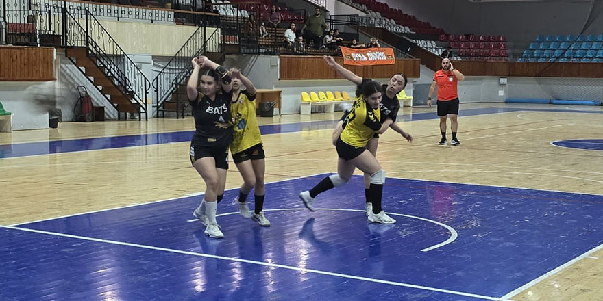 Nefes kesen maçta kazanan DİGEM: 26-25