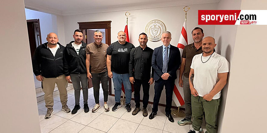 Büyükelçi Korukoğlu, atletizm heyetini kabul etti