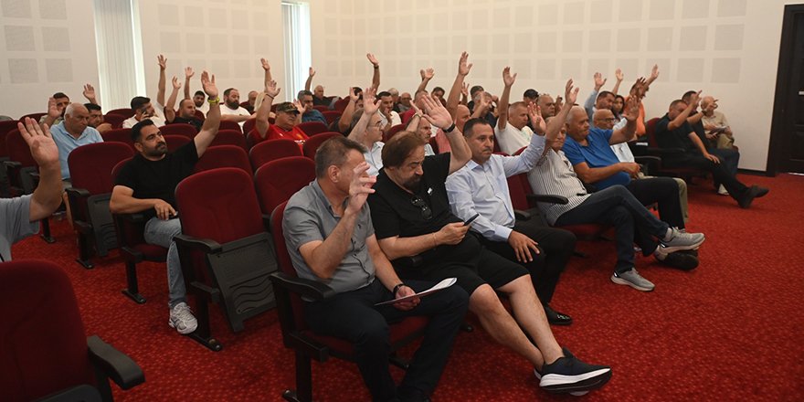KTSYD Başkanı Özsoy ve yönetimine güven oyu