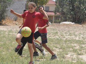 Haspolat İlkokulu futbol şenliği