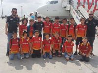 Dumlupınar küçükleri Antalya’ya uçtu