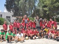 Küçükler futbol şenliğinde eğlendi