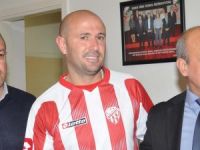 Sabri resmen Gönyeli'de