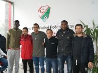 21 milletten 53 futbolcu