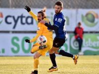 APOEL arayı açıyor