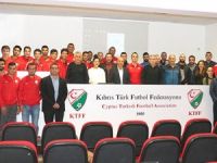 Hakemler, futsal eğitimini tamamladı