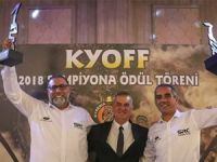 Şampiyonlar baloda buluştu