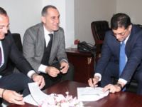 Yenicami'nin beklediği imza atıldı