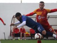 Cihangir yabancılarıyla güldü: 2-1