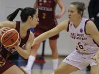 YDÜ çeyrek finalde: 66-45