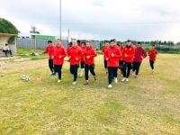 Çetinkaya sahaya iniyor