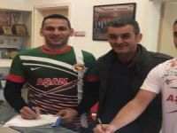 Lapta’da transferler sürüyor