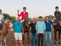 Usta biniciler engelleri aştı