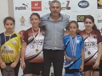 Badmintonda Meyra ve Eray şampiyon