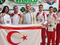 İrlanda’da madalyaları topladılar