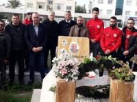 Esat Erdoğmuş kabri başında anıldı