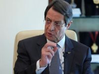 Anastasiadis inisiyatif üstleniyor