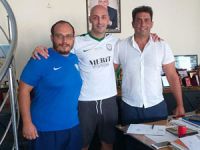 Billy Mehmet yuvada kaldı