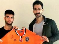 Başakşehir'in genç yeteneğini çalıştırıyor