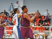 Çekişmeli maç YDÜ’nün: 81-84