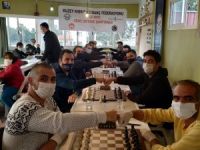 Samani puan farkıyla lider