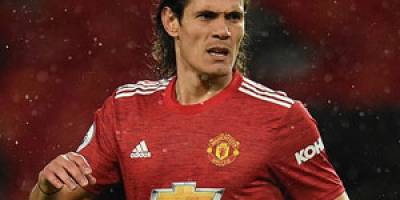 Cavani’ye 3 maç ceza