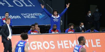 Efes kazandı, Erten oynamadı