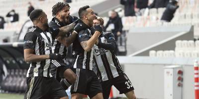 Yılın ilk derbisi Beşiktaş’ın: 2-0