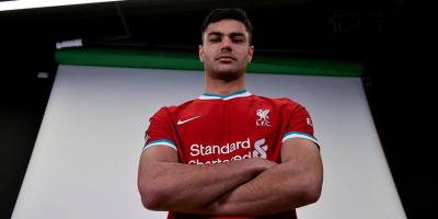 City maçında forma giyebilir