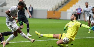 Zirvede puanlar eşitlendi