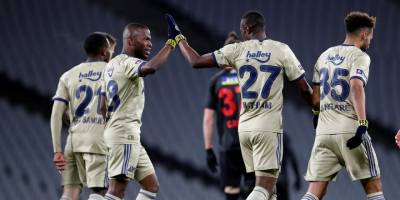 Fenerbahçe maç fazlasıyla lider: 1-2