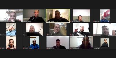 Hentbolda seminerler sürüyor