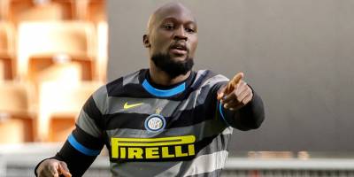 Lukaku'dan Inter tarihine geçen gol