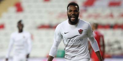 "Büyük kulüplerin beni istemesi önemli bir şey"