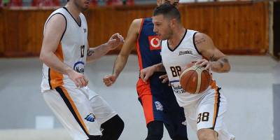 Kaptanlardan “Evde kalın, sporla kalın” mesajı