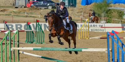 Binicilik Federasyonu beklemede