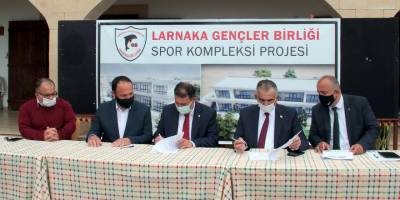 İskele’de spor tesisi için imzalar atıldı