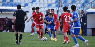 Sivri’li Demirspor yeniyor, yenilmiyor