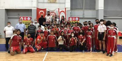 Kickboksta yılın ilk müsabakaları yapılıyor