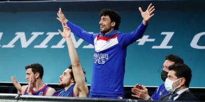 Efes finale göz kırptı
