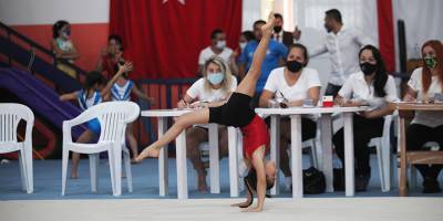 Cimnastikçiler Çavuşgil anısına yarıştı