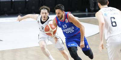 Erten’li Anadolu Efes finale uçtu