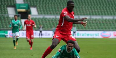 Liverpool’dan savunmaya takviye