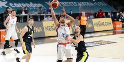 Efes seriyi 2-0 yaptı