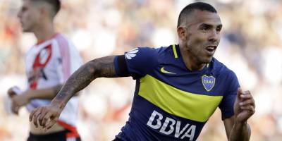 Yeşil sahalardan Tevez geçti