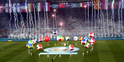 Şampiyonaya renkli açılış töreni